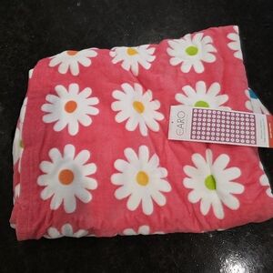 Daisy Beach Towel-NWT